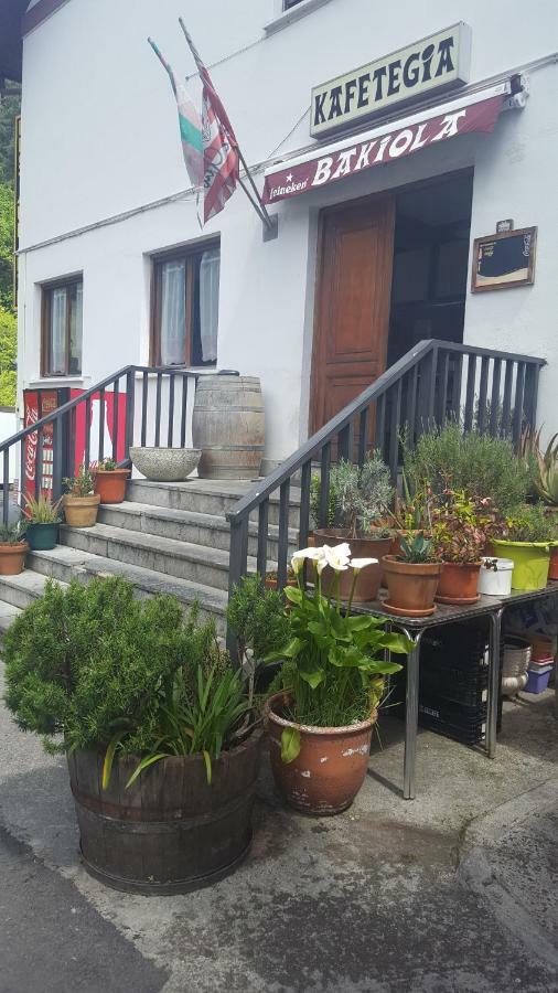 Bakiola Otel Arrankudiaga Dış mekan fotoğraf